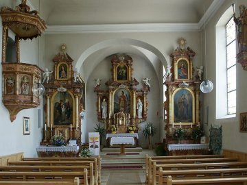 Düns, Katholische Pfarrkirche Heiliger Antonius Abt 1